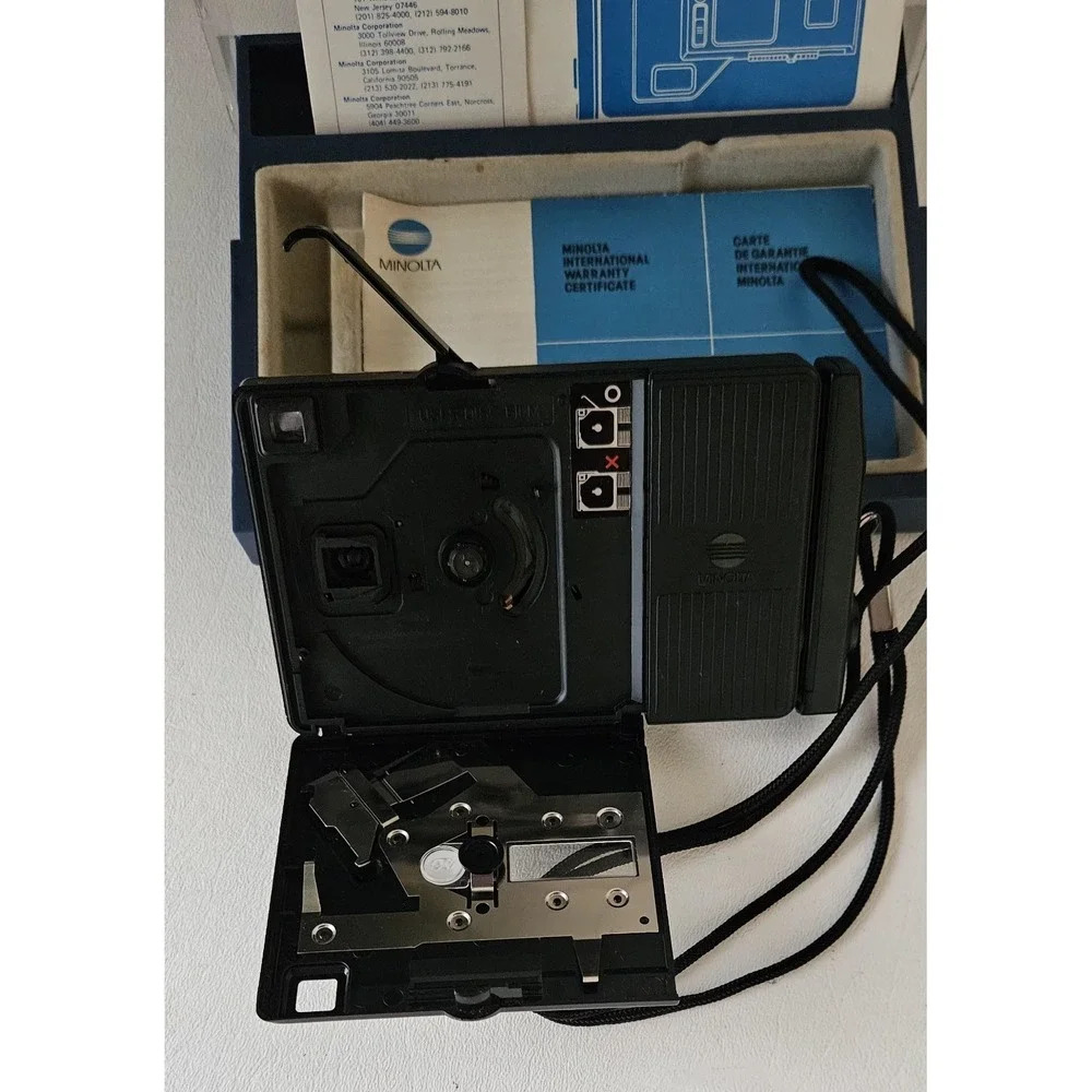 Vintage 1983 Minolta Disc-7 Camera